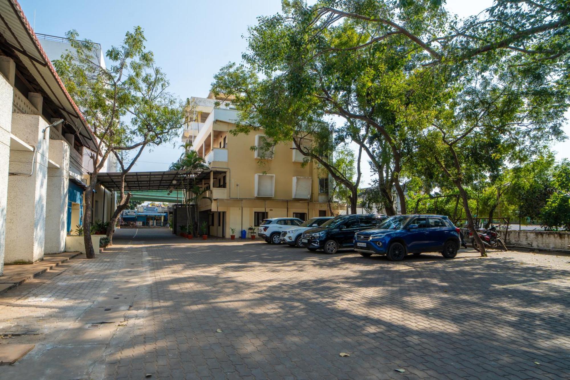 Yagappa Residency Otel Thanjavur Dış mekan fotoğraf